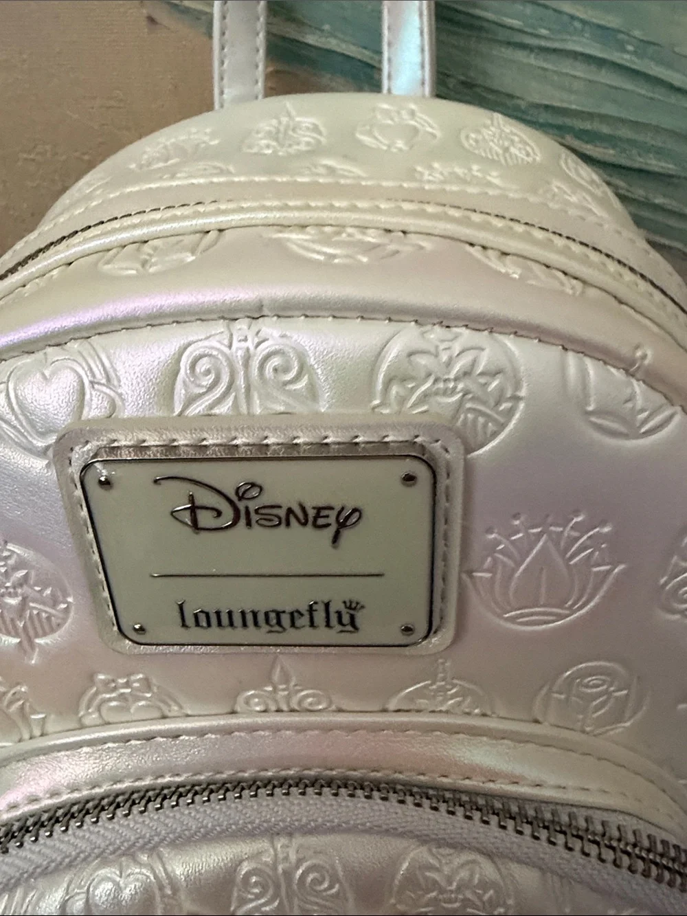 Loungefly Disney Princess Bows Iridescent Mini Backpack New! box Lunch Exclusive